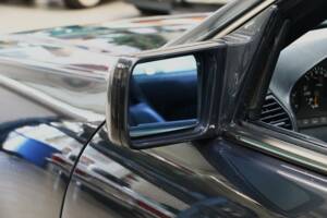 Image 17/36 of Mercedes-Benz 300 SL-24 (1993)