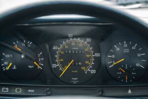 Bild 27/83 von Mercedes-Benz 300 D Turbodiesel (1983)