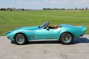 Image 10/50 of Chevrolet Corvette Stingray (1972)