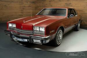 Image 6/19 de Oldsmobile Toronado (1985)