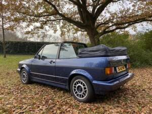 Image 3/24 of Volkswagen Golf I Cabrio GLi 1.8 (1991)