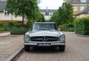 Image 5/21 de Mercedes-Benz 280 SL (1970)