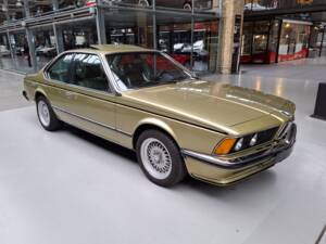 Bild 2/30 von BMW 635 CSi (1980)