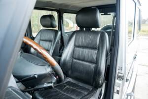Bild 2/8 von Mercedes-Benz G 400 CDI (lang) (2001)