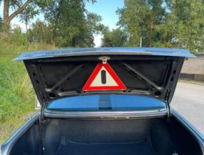 Image 97/100 of Mercedes-Benz 500 SEL (1983)