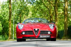 Image 15/50 of Alfa Romeo 8C Spider (2010)