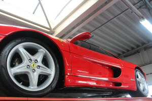 Bild 8/50 von Ferrari F 355 GTS (1997)