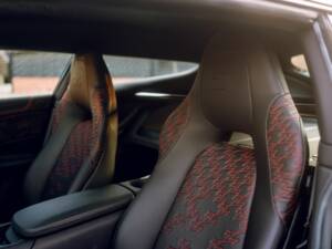 Imagen 6/50 de Aston Martin Vanquish Zagato Shooting Brake (2019)