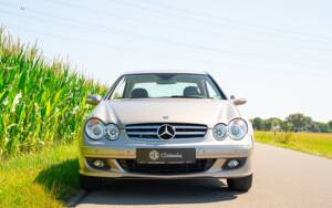 Image 11/49 of Mercedes-Benz CLK 280 (2006)