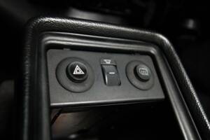 Image 17/30 of Porsche 911 Carrera 3.2 (1986)