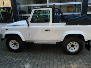 Image 7/15 of Land Rover Defender 90 (2014)