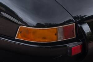 Bild 38/50 von Porsche 911 Carrera 3.2 (1988)