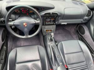 Bild 28/50 von Porsche 911 Carrera (2003)
