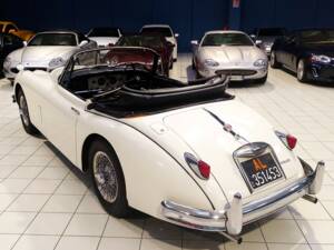 Bild 8/40 von Jaguar XK 150 DHC (1958)