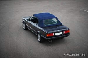 Imagen 8/24 de BMW 325i (1989)