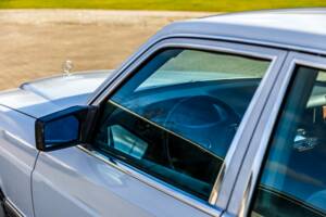 Image 57/175 of Mercedes-Benz 420 SE (1986)