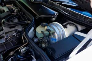 Image 97/171 of Mercedes-Benz SL 600 (1996)