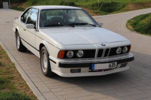 Image 7/28 of BMW 635 CSi (1989)