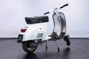 Image 6/50 of Piaggio Vespa 50 Special (1972)