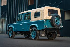 Bild 11/32 von Land Rover Defender 110 300Tdi (1997)