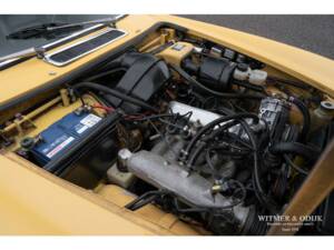 Image 45/50 of Volvo 1800 ES (1972)