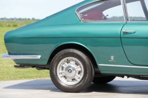 Bild 17/50 von FIAT 1300 Vignale (1965)