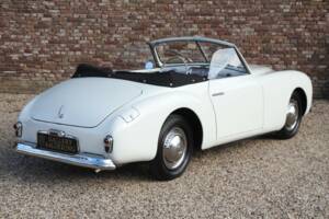 Image 42/50 of SIMCA 8 Sport (1950)