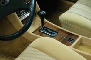 Bild 44/50 von Mercedes-Benz 280 SE (1983)