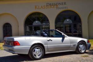 Image 8/50 of Mercedes-Benz 300 SL (1991)