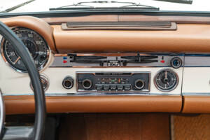 Imagen 34/45 de Mercedes-Benz 280 SL (1970)