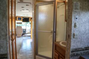 Image 39/48 of Newmar Scottsdale 3201 (2005)