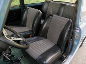 Bild 23/32 von Innocenti Mini Cooper 1300 (1973)