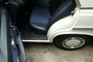 Bild 33/50 von Mercedes-Benz 280 SE (1970)