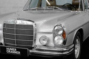 Immagine 15/50 di Mercedes-Benz 300 SEL 6.3 (1968)