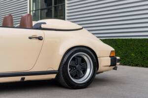 Bild 6/41 von Porsche 911 Speedster 3.2 (1989)