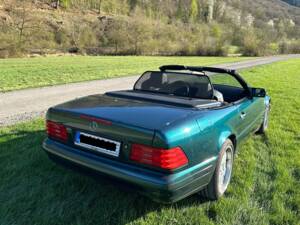 Image 6/24 de Mercedes-Benz SL 320 (1996)