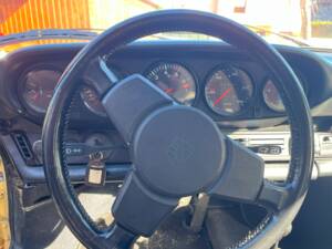 Image 25/77 de Porsche 911 2.7 S (1974)