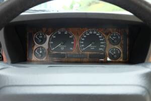 Image 36/77 de Jaguar XJ 40 (XJ-R) (1993)