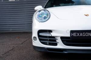 Bild 15/52 von Porsche 911 Turbo (2010)