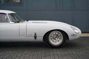 Bild 10/50 von Jaguar E-Type 3.8 (1964)