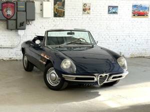 Bild 18/74 von Alfa Romeo 1750 Spider Veloce (1968)