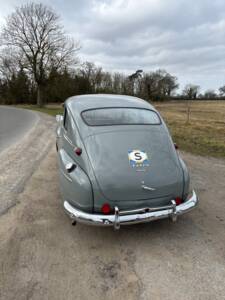 Image 8/133 of Volvo PV 444 (1954)