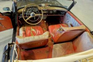 Image 15/36 of Mercedes-Benz 190 SL (1959)