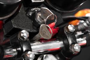 Image 28/40 of Kawasaki Z 400 (1975)