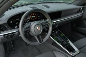 Afbeelding 38/50 van Porsche 911 Carrera 4S (2019)