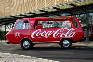 Image 7/45 of FIAT 1100 T2 (1970)