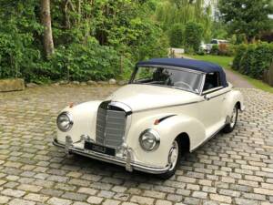 Image 13/15 of Mercedes-Benz 300 S (1953)