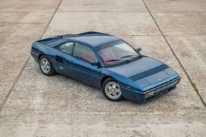 Afbeelding 1/42 van Ferrari Mondial T (1990)