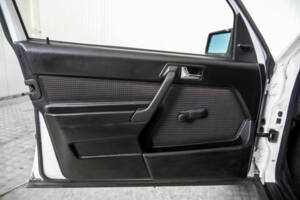 Bild 31/50 von Mercedes-Benz 190 D (1985)