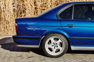 Bild 8/18 von BMW M5 (1992)